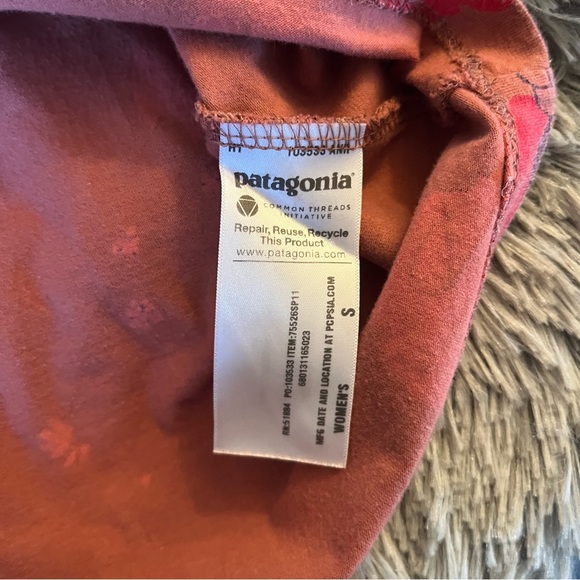 PATAGONIA MARGOT ANSIE FLORAL DRESS SIZE SMALL / RED MAUVE - Picture 6 of 6